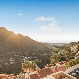 https://deborahs-home-agaete-valley.in-canary-islands.com